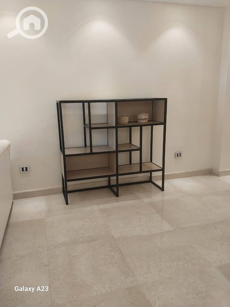 6 76a2f073-61c7-4b08-89c6-a59e0ba460a0. jpeg