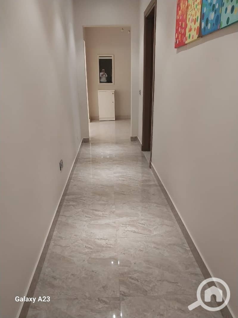 18 58ee9155-e4c7-4481-9d62-bce9d5c3d261. jpeg