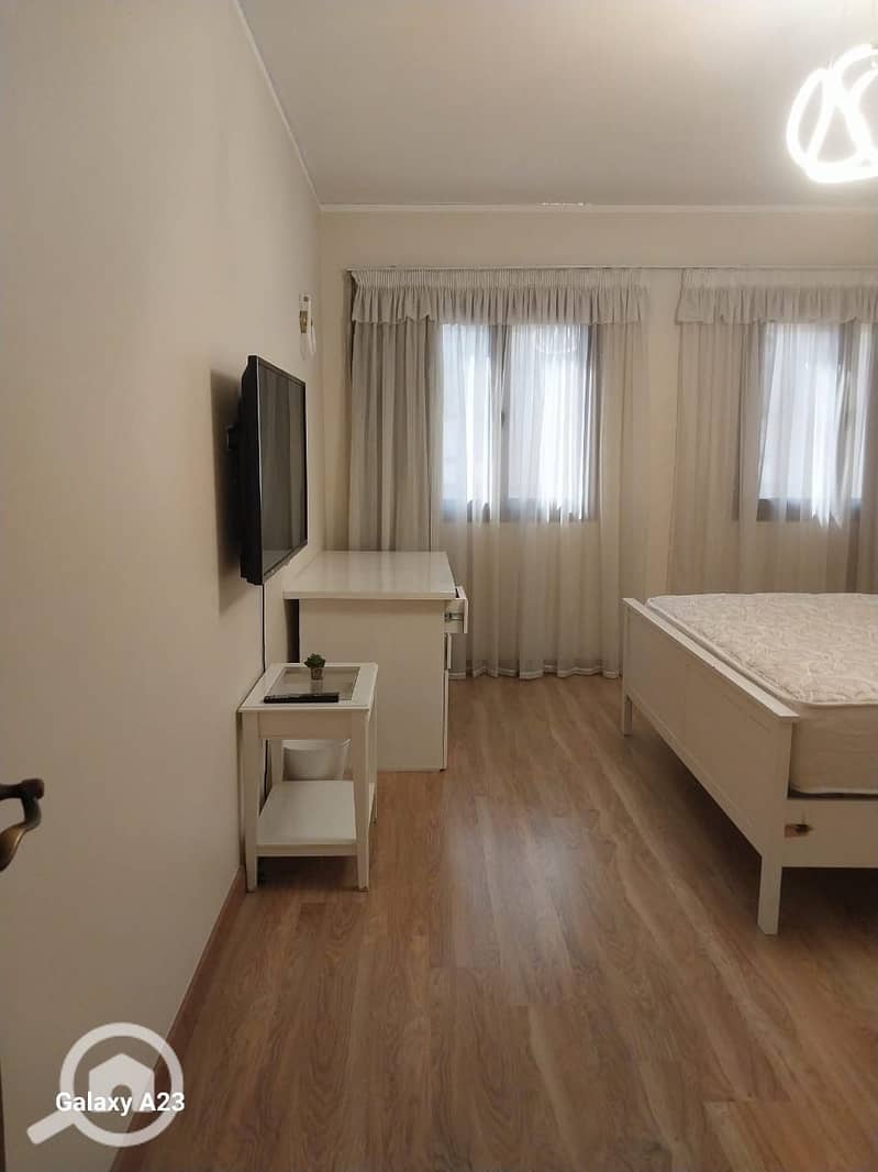 22 e2a102dc-a7ee-46ee-82d7-e65b4ec59fd0. jpeg