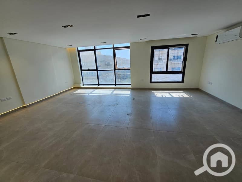 8 WhatsApp Image 2025-11-17 at 12.50. 52 AM (1). jpeg