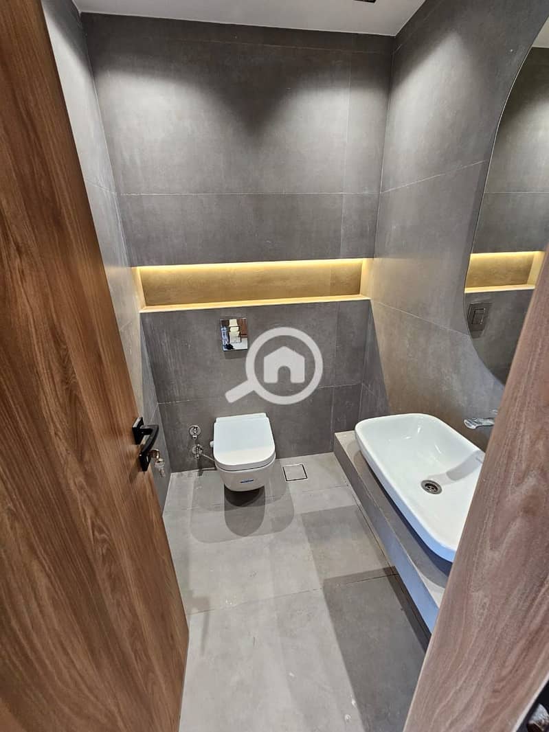 9 WhatsApp Image 2025-11-17 at 12.50. 52 AM. jpeg