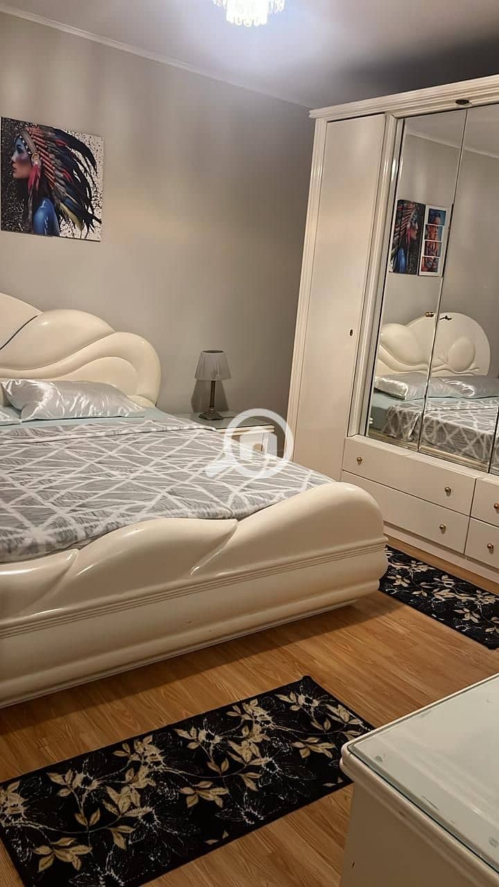 8 b3449e46-5008-4aeb-a4d5-e443b12b05e8. jpeg