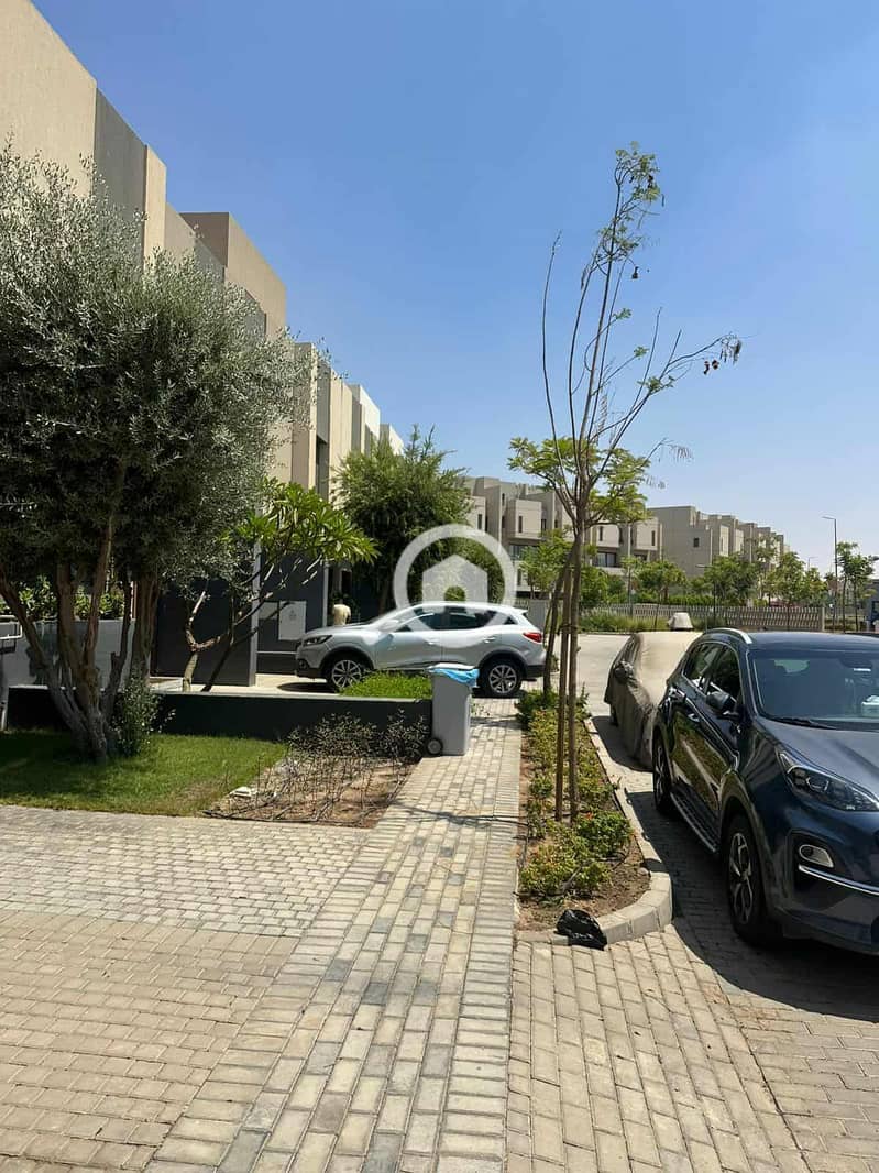 7 581074463_1345503540609173_4253669534530316980_n. jpg