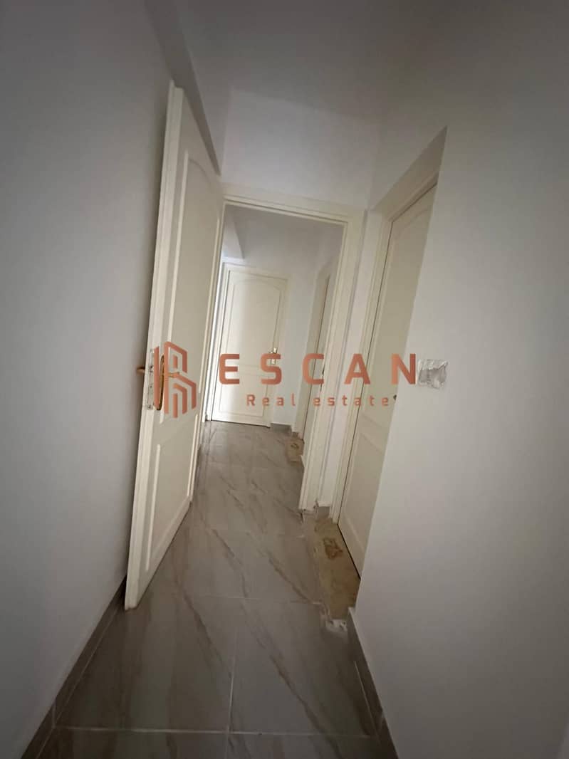 7 U594912 (13). jpeg