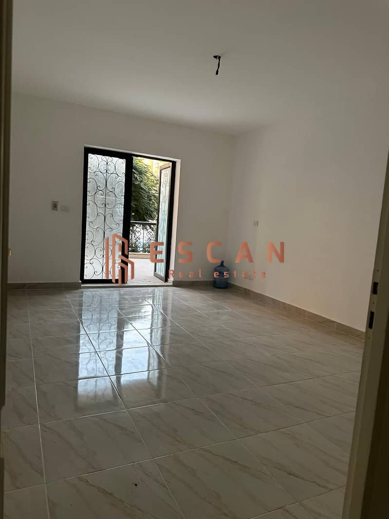 14 U594912 (5). jpeg