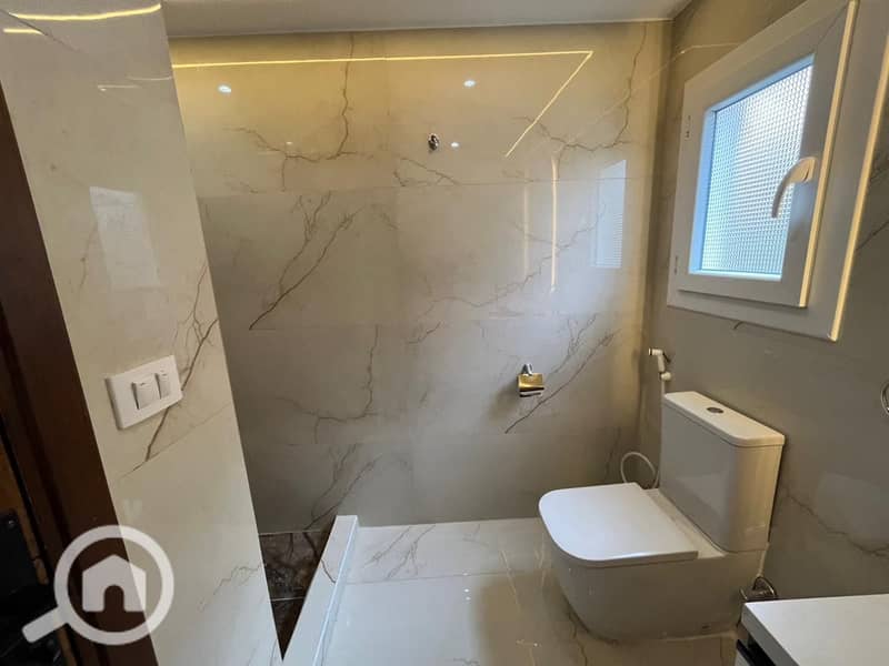 7 abe0b710-8594-4c72-b480-811d7971dc5e. jpeg