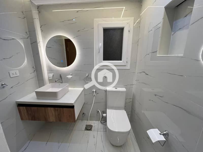 9 cef20afa-60e0-4929-b37e-226f03f7b4ca. jpeg