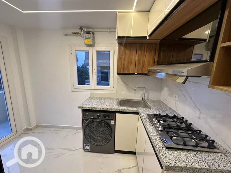 17 90cb251a-37c9-4563-b915-e0f59716e496. jpeg