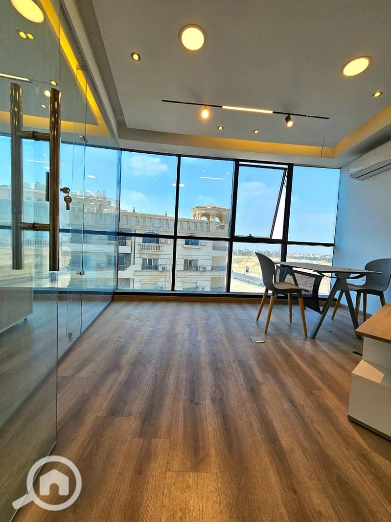 5 WhatsApp Image 2025-10-17 at 10.34. 06 PM. jpeg