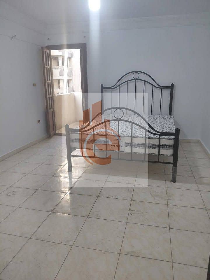 6 584467749_860081896708686_1335175484908093307_n. jpg