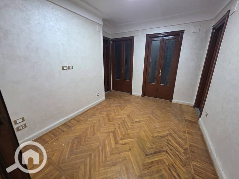 5 73fd59dd-c89c-4893-a62e-8feb6b2742ae. jpeg