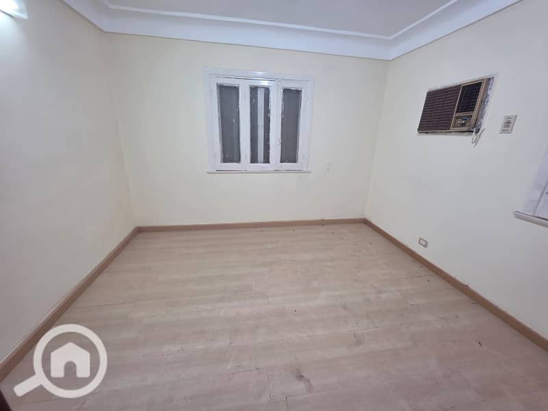 10 47dc8db3-2e26-48f2-a902-10b4edf550ff. jpeg