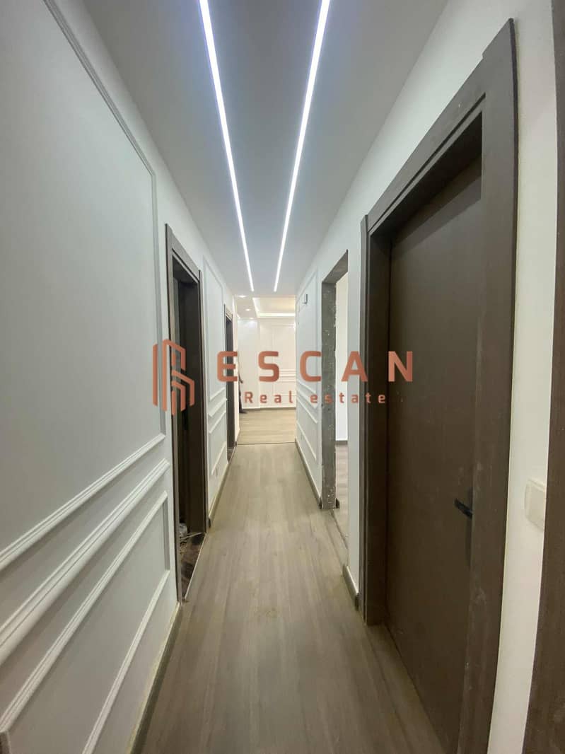 3 U322778 (13). jpeg