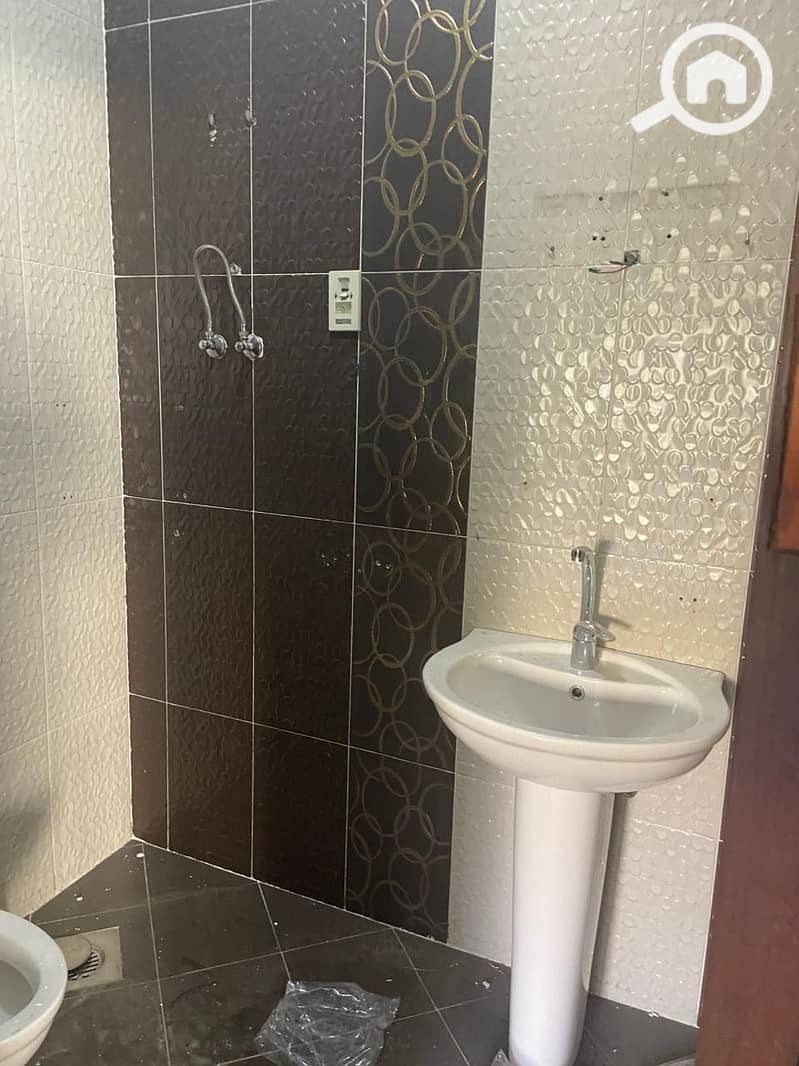 9 4c92be8f-433c-41c3-a34a-904d92c31e86. jpeg