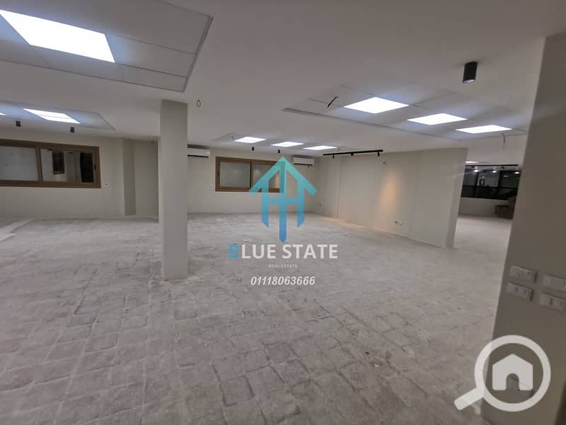 2 01118063666 (76). png