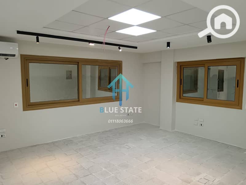 4 01118063666 (72). png