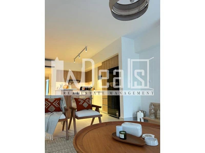 10 WhatsApp Image 2025-11-20 at 01.29. 50 (2). jpeg