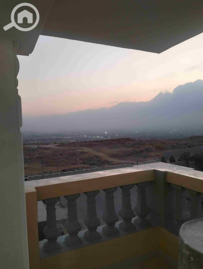 1000121362. jpg 1000121362. jpg