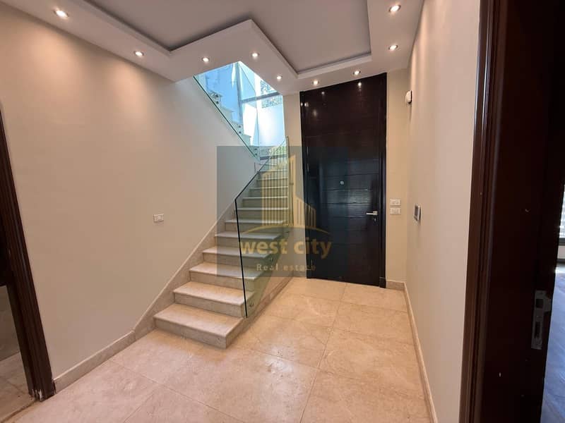 4 IMG-20251119-WA0212. jpg