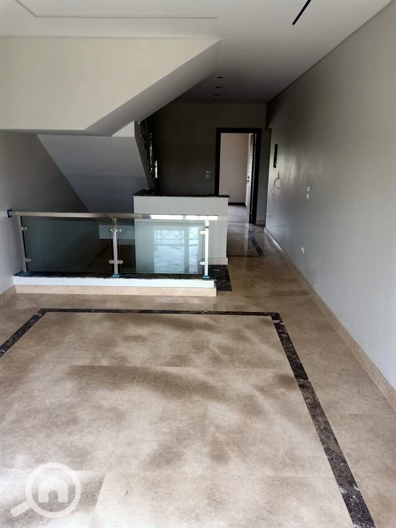 3 2aacfec3-e0b0-4b24-b03e-f315592c496f. jpeg