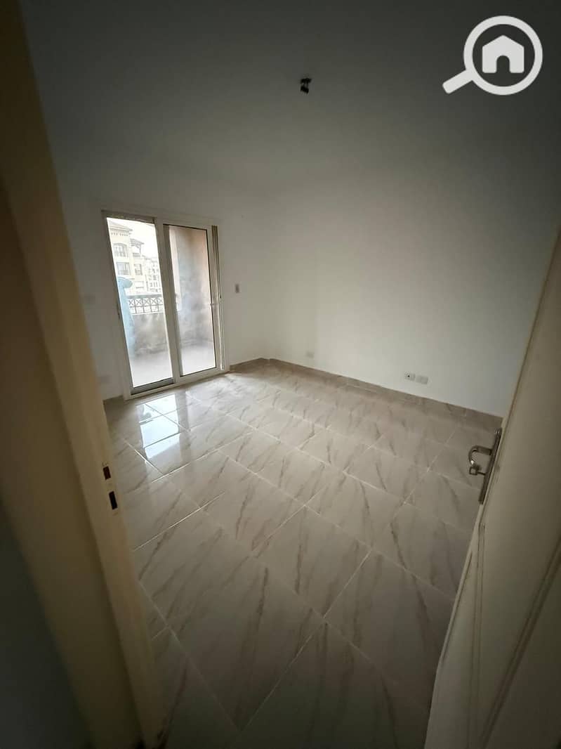 9 e0ffb334-f721-4008-bd58-316e43dbb8c0. jpg