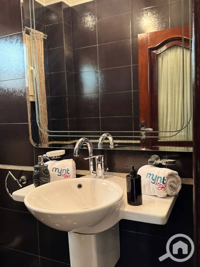 5 WhatsApp Image 2025-11-19 at 3.35. 13 PM (1). jpeg