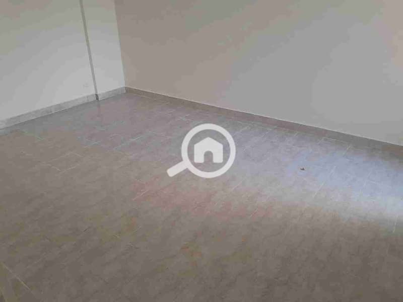 5 IMG_٢٠٢٥١٠٢٦_٠٤٤١٢٦. jpg