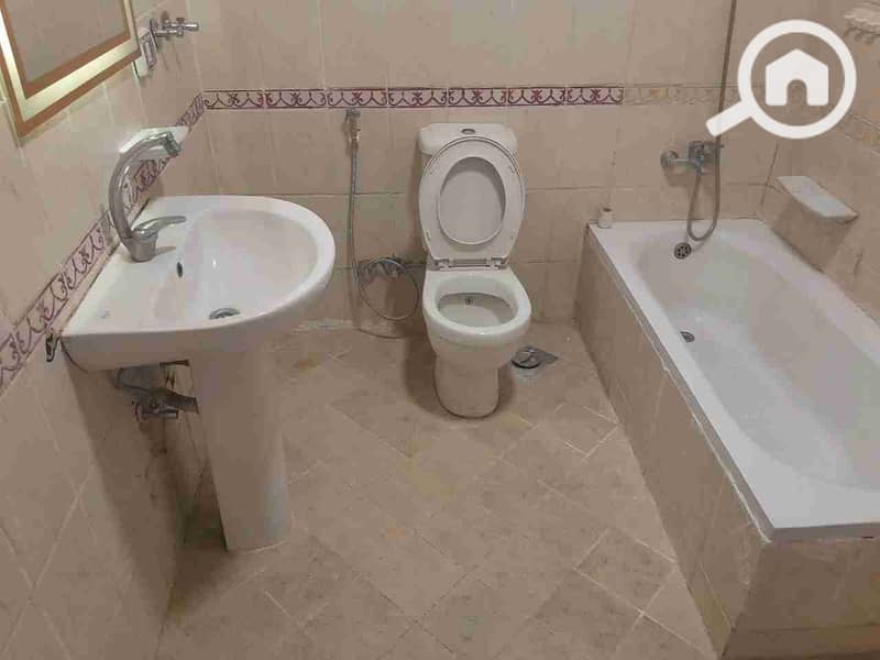 6 IMG_٢٠٢٥١٠٢٦_٠٤٤١٣٥. jpg