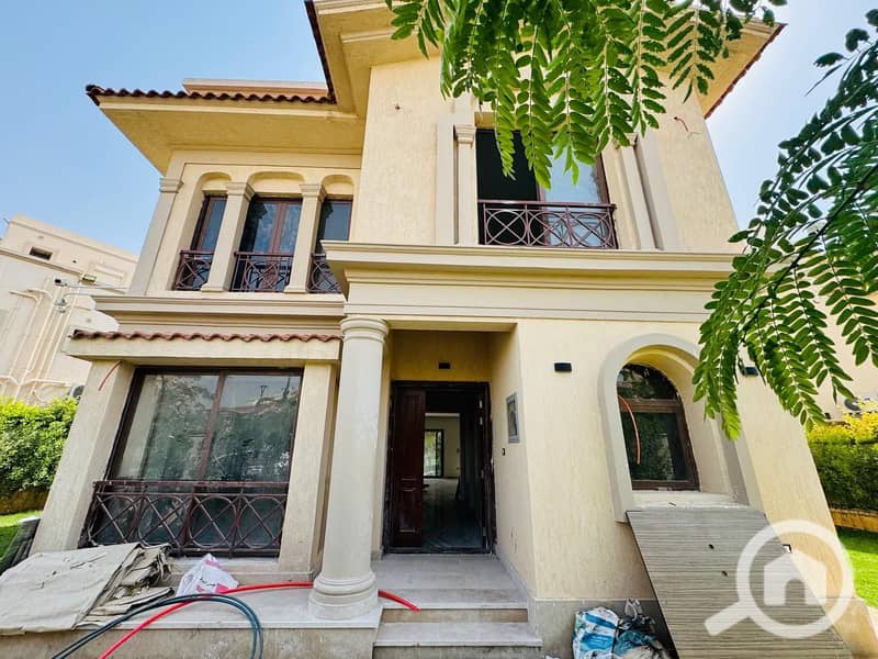 8 e58c2b40-1dfe-45e0-bc31-ade230e714e5. jpeg