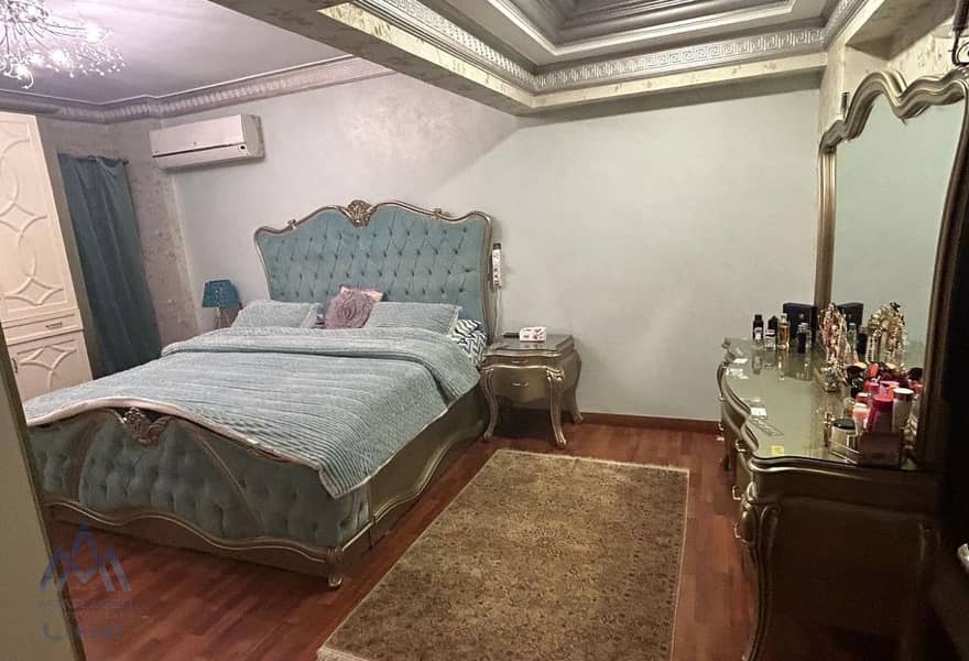 4 30bc9ab4-6850-40b7-b716-d3133fbfd0d4. jpg