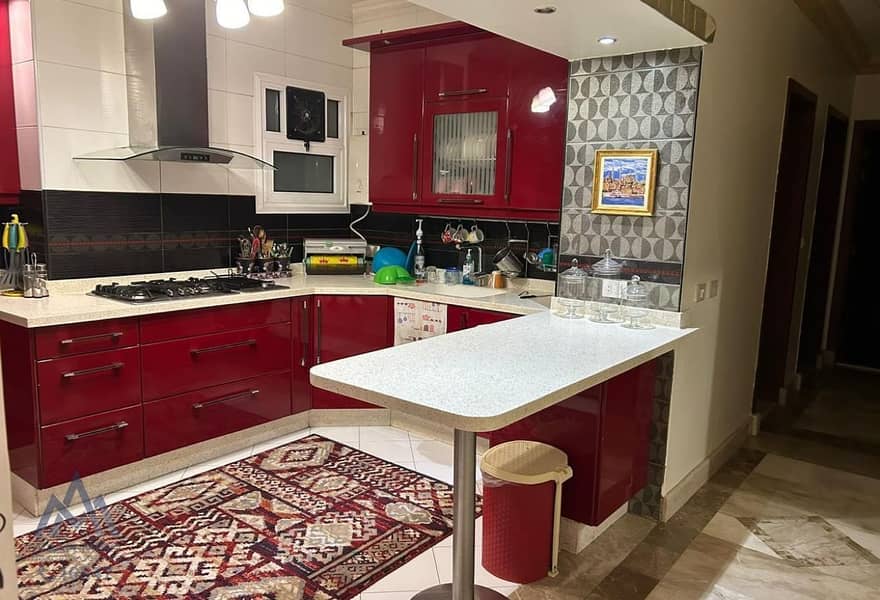 8 9167a897-7052-4334-8ffb-c0de747b026d. jpg