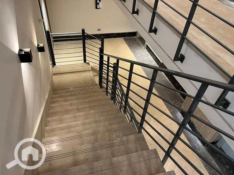 12 download (1) - Copy. jpg