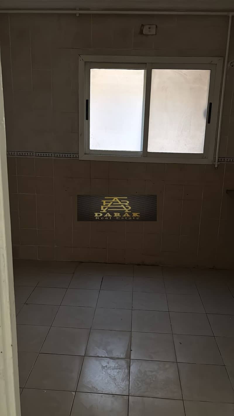 6 b2274468-3e4e-46fc-8825-bd5ac64115ff. jpg