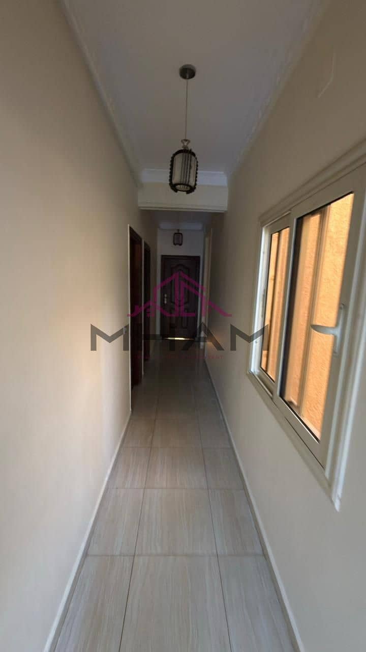 14 photo_5829912389560765214_y. jpg