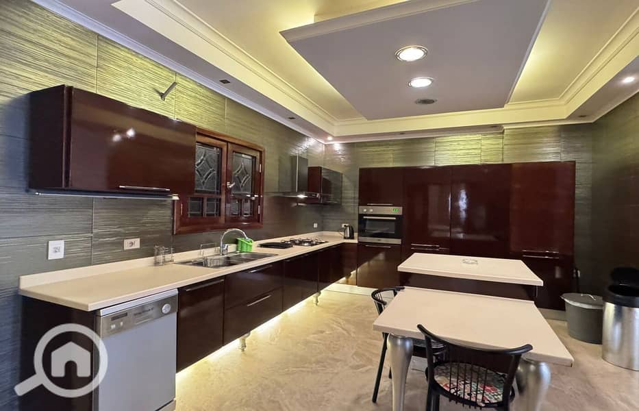 4 IMG-20251120-WA0001. jpg