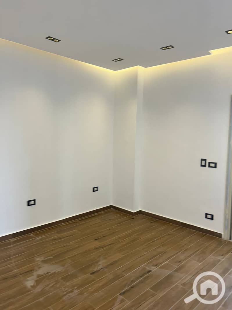 10 WhatsApp Image 2025-11-20 at 9.53. 04 AM (1). jpeg