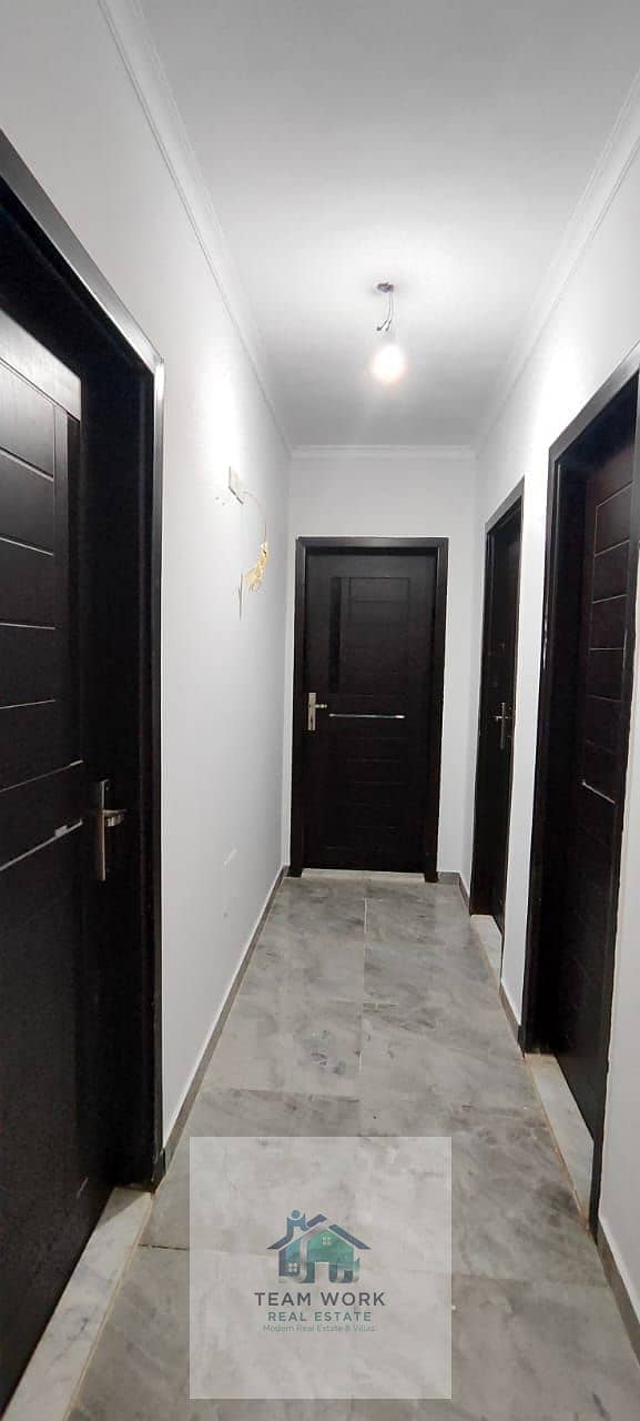 5 8d2099a9-fb7b-4fda-9852-d101f54e27d7. jpg