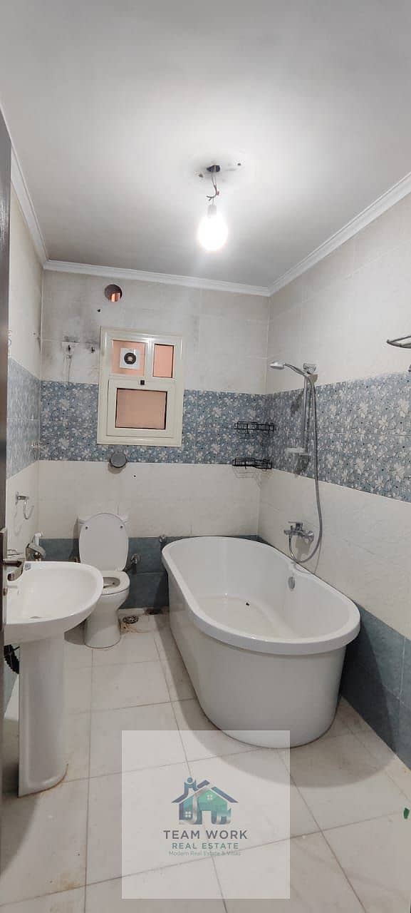 6 33ffee0b-388a-47c0-a22a-0e7d99284343. jpg