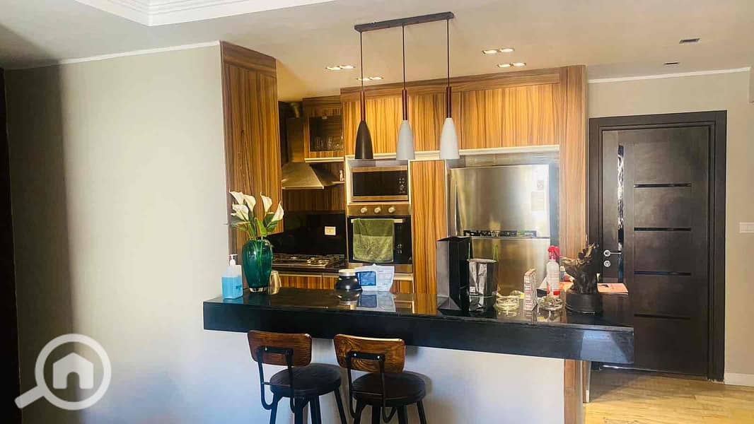 3 F93373E7-9D59-40D0-97BC-C64A1AEF631F. jpg