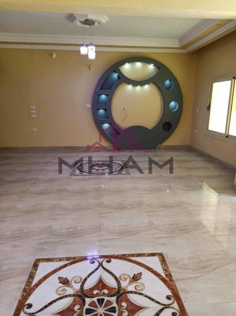 7 photo_5830259362788740185_y. jpg