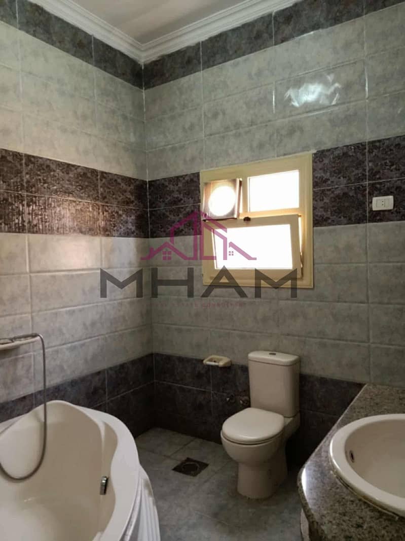 16 photo_5830259362788740196_y. jpg