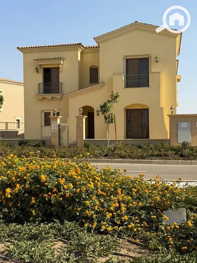 4 Bedroom Villa for Sale in New Cairo, Cairo - 579608115_699631269863465_3624950256807357753_n. jpg