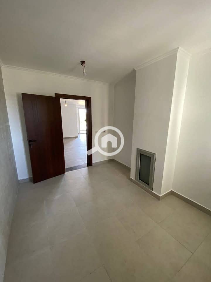 4 WhatsApp Image 2025-02-13 at 14.16. 10_53172d52. jpg