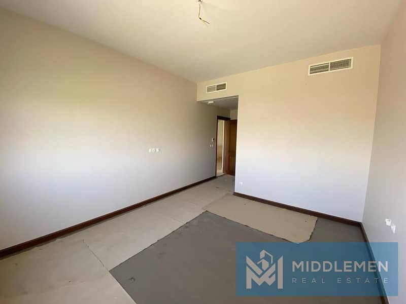 12 WhatsApp Image 2025-11-19 at 11.55. 49 PM. jpeg