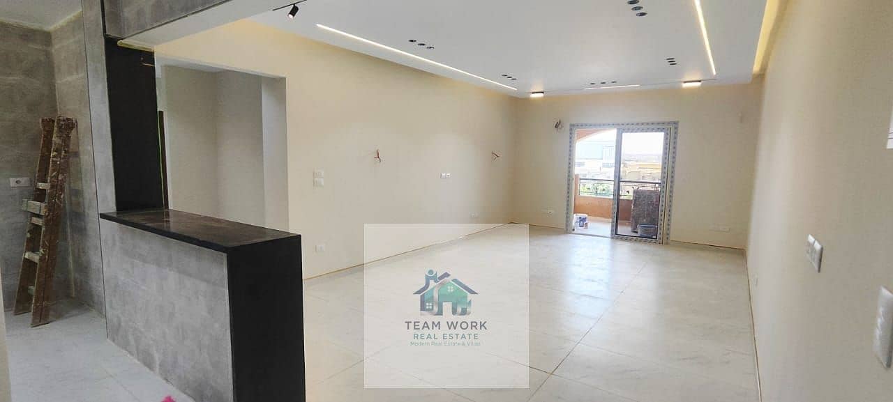 2 5b064b27-28bf-4c86-8efb-bd7dec8530fc. jpg