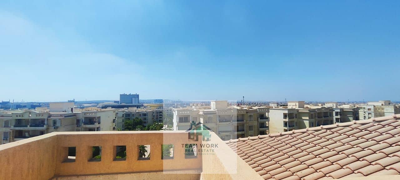 10 6263f70c-4e67-4416-8a3f-d312941b9d15. jpg