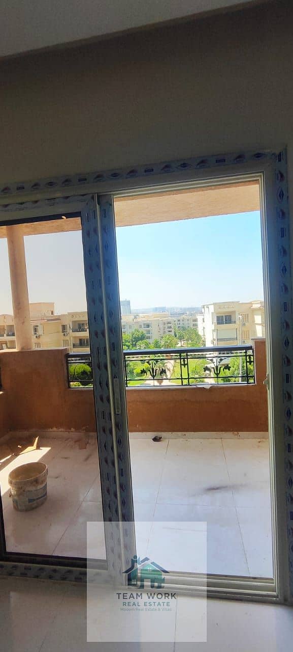 13 0354023e-a10c-491c-9048-5da0da9f4915. jpg