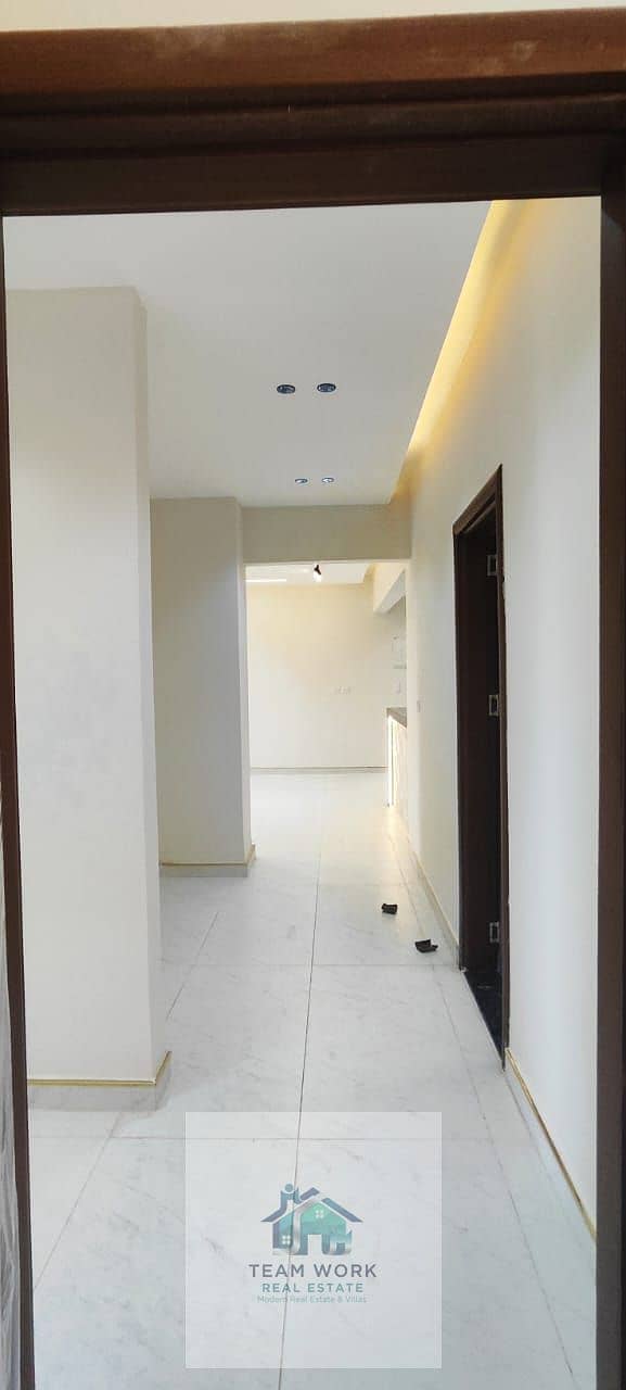 15 b9b454ba-b61e-46a6-a0ae-00bbe70fa2f1. jpg