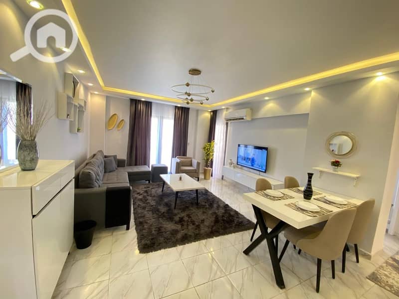 2 ae0a2e49-6dd2-4977-93f1-03899dee3ecf. jpeg