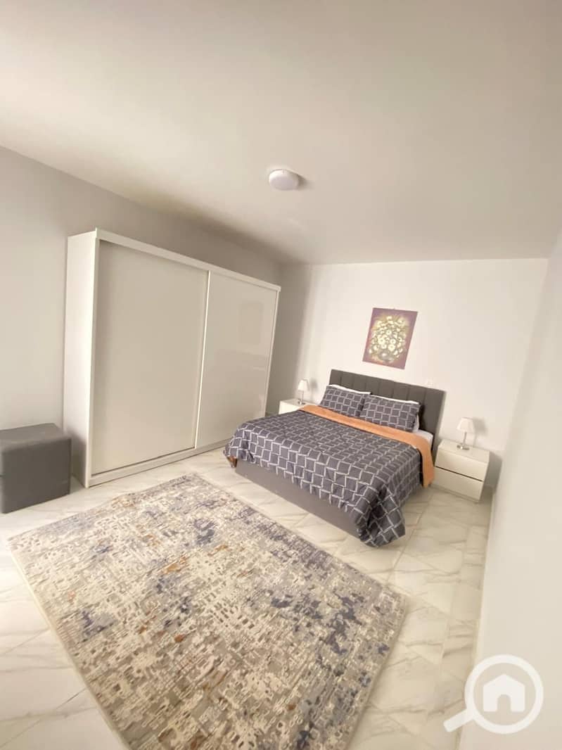 4 87aed91d-edd2-4b03-b261-5286edfbc5d2. jpeg